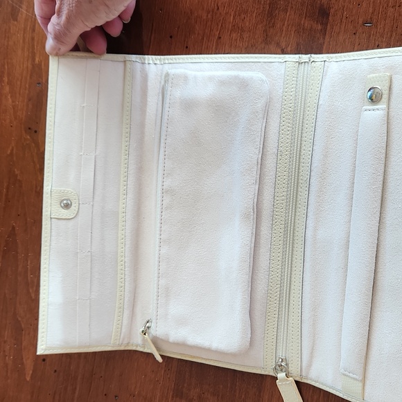 BONUS OFFERWITH PURCHASE  Metallic gray Coach shoulder bag - Picture 15 of 15